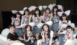 娱乐吃瓜酱当代网友视频,揭秘当代网友视频背后的热点与笑料